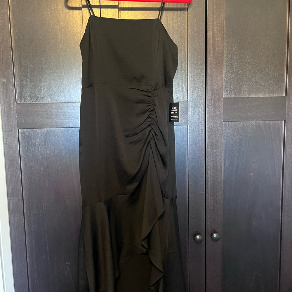 Express Black size M NWT Ruched Ruffle Dress